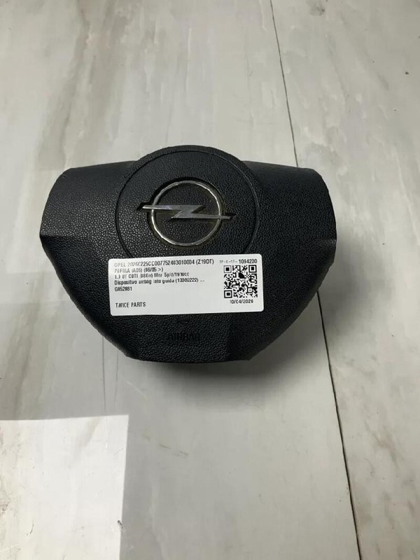13382222 DISPOSITIVO AIRBAG LATO GUIDA OPEL ZAFIRA (A05) (06/05>) 1.9 13111348
