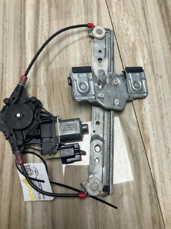 2041182 ALZACRISTALLO PORTA POSTERIORE SINISTRO FORD FIESTA (CCN) (11/12>) 2012