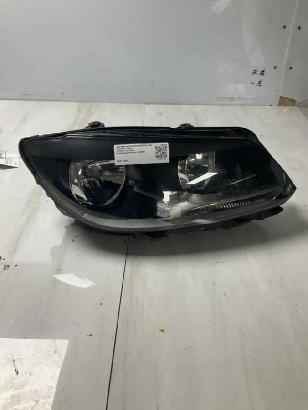 PROIETTORE COMPLETO DESTRO VOLKSWAGEN TOURAN (1T) (08/10>) 1.6 TDI 0301268204