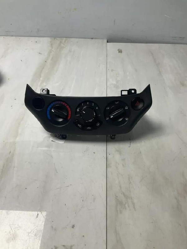 96650507 BLOCCO COMANDO CLIMATIZZAZIONE CHEVROLET DAEWOO AVEO (T250) 1.2 BER