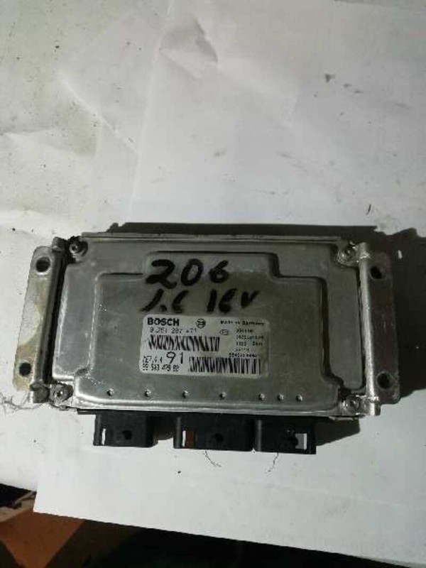 の 0 261 207 477 switchboard engine uce 213293 for PEUGEOT 206
