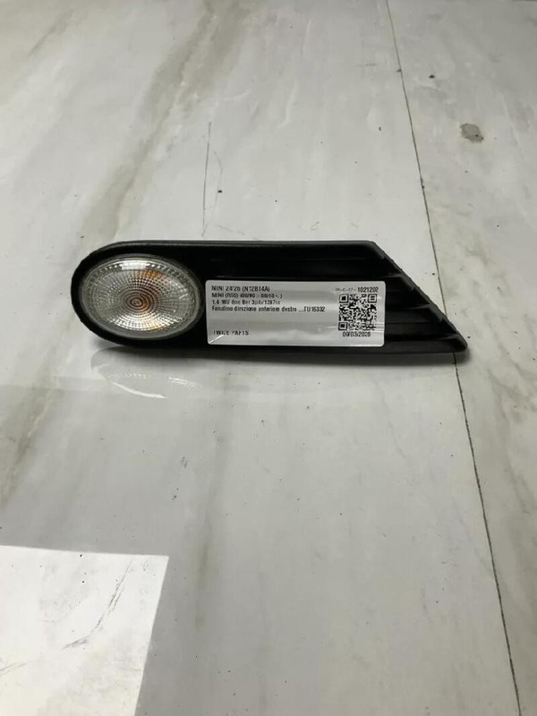 FANALINO DIREZIONE ANTERIORE DESTRO MINI (R56) (08/06>08/10<) 1.4 16V ONE BER