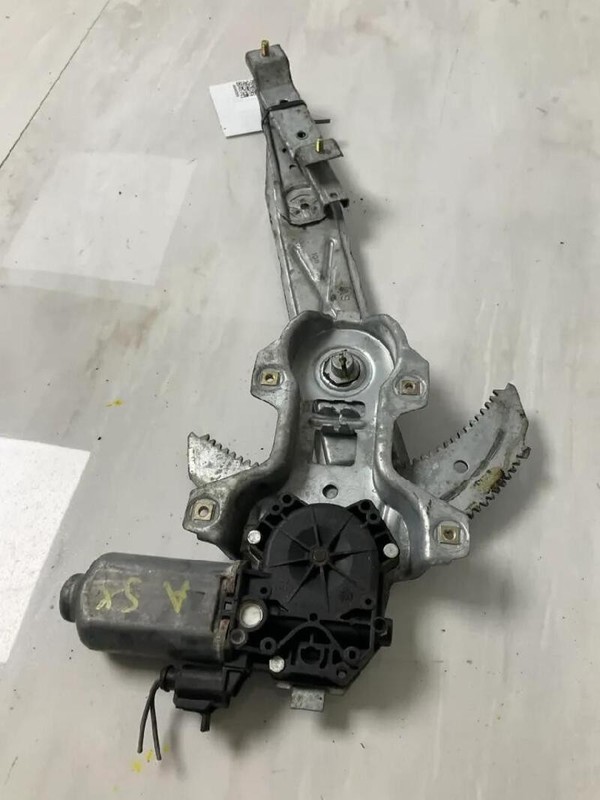 ALZACRISTALLO PORTA ANTERIORE SINISTRO LANCIA K BER./SW (11/94>01/02<) 2.0 LS