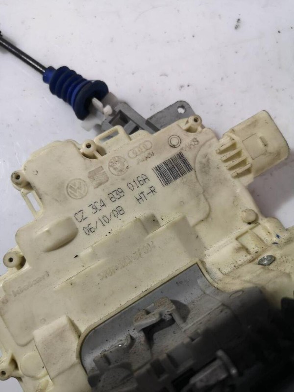 y  3C4839016A rear door lock rh for VOLKSWAGEN PASSAT BERLINA