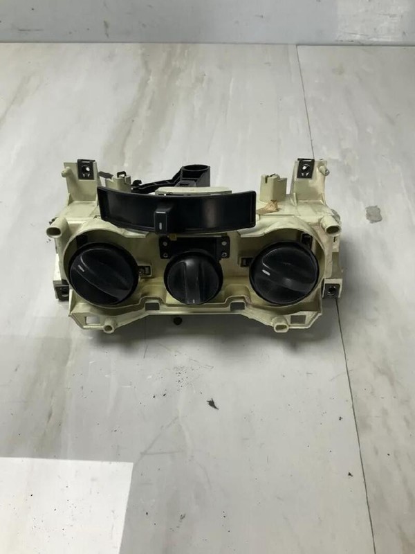 71735483 BLOCCO COMANDO CLIMATIZZAZIONE FIAT PUNTO (1N/1P) (07/99>12/05<) 1.2