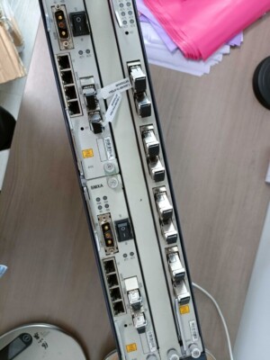 Used ZTE ZXA10 C320 GPON/EPON OLT DC 2×SMXA/A10 6G Uplink 1×GTGO 8×C+ SFP module