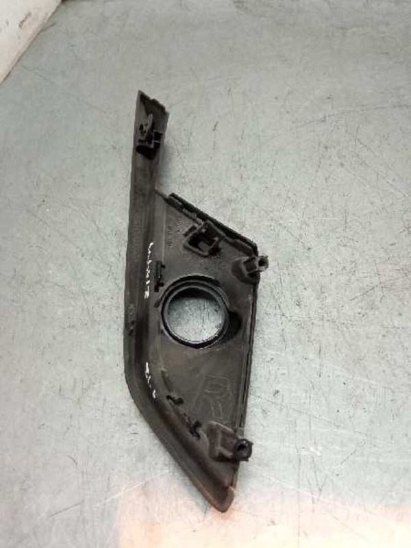 D10j50c11 Moulure Pour Mazda Cx-3 - 1 Generacion 2015 - 2018 - Suv 5-Puertas