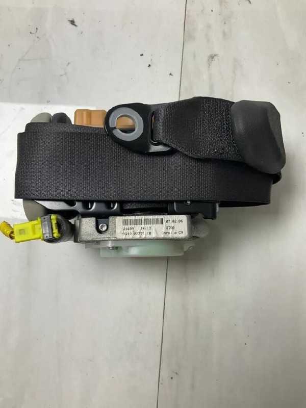 7321002271C0 CINTURA DI SICUREZZA ANTERIORE DESTRO TOYOTA COROLLA (09/04>09/07<)