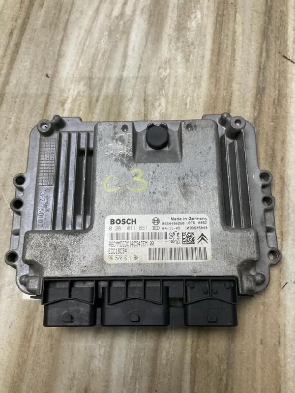 CENTRALINA MOTORE ELETTRICO CITROEN C3 1A SERIE (02/02>12/05<) 1.4 9657061180