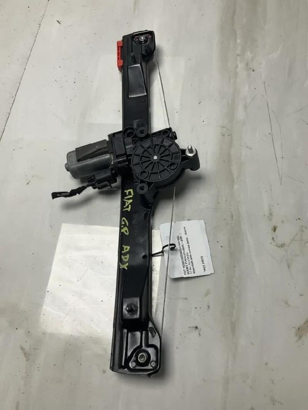 ALZACRISTALLO PORTA ANTERIORE DESTRO FIAT GRANDE PUNTO (2Y) (06/05>12/08<) 1.2