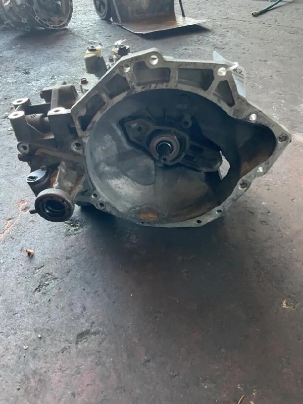 KRX086552AD 2.5L CAMBIO COMPLETO CHRYSLER VOYAGER/GRAND VOYAGER (04/01>04/04<)