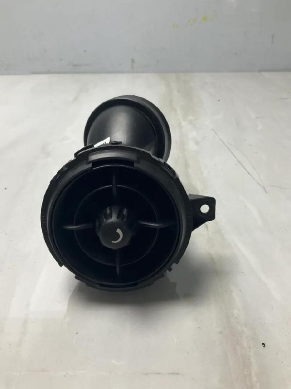 BOCCHETTA ARIA ANTERIORE CONSOLE CENTRALE DESTRO MINI (R56) (08/06>08/10<) 1.4