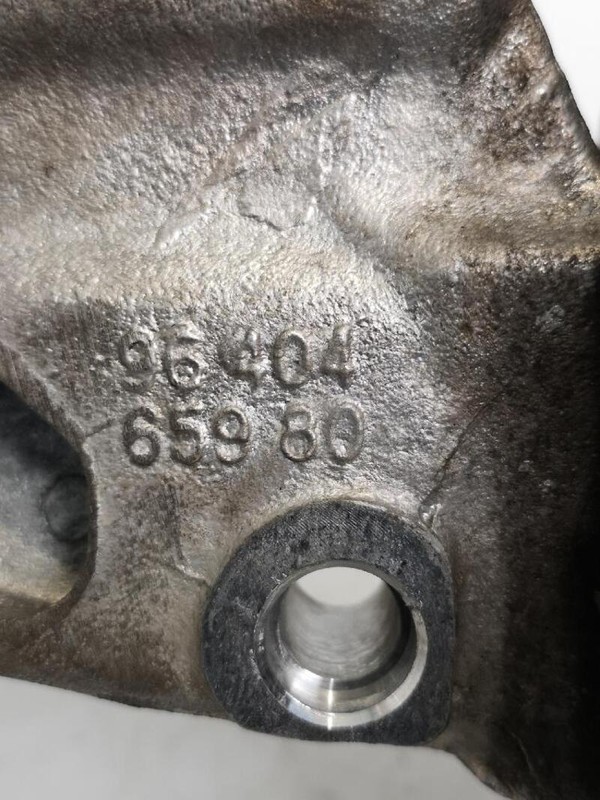 メイ’ 9640465980 engine mounting bracket for PEUGEOT 307 (S1) 2001