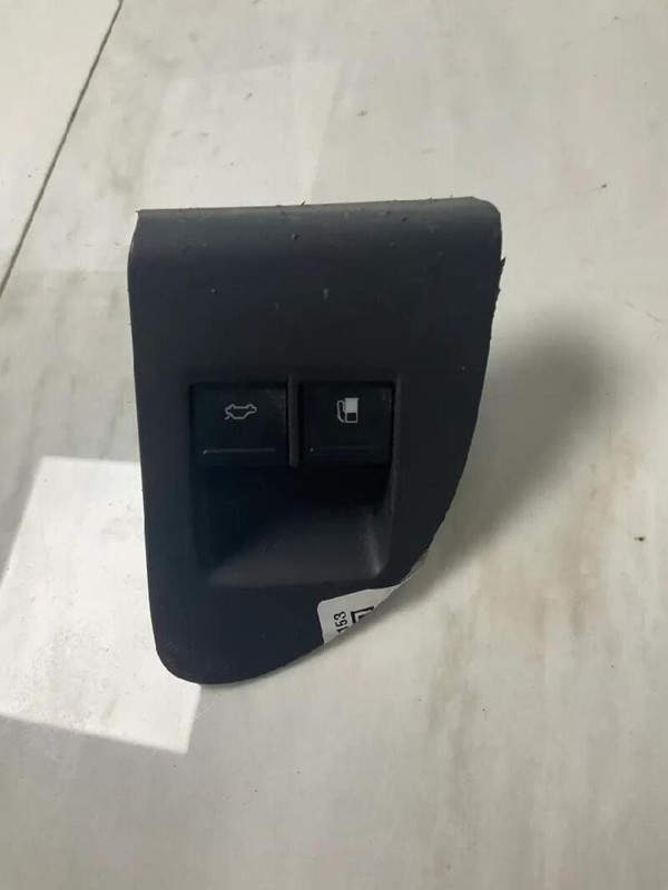 BLOCCO COMANDO APERTURA COFANO VOLKSWAGEN TOUAREG (7L) (12/02>05/10<) 2.5 2002