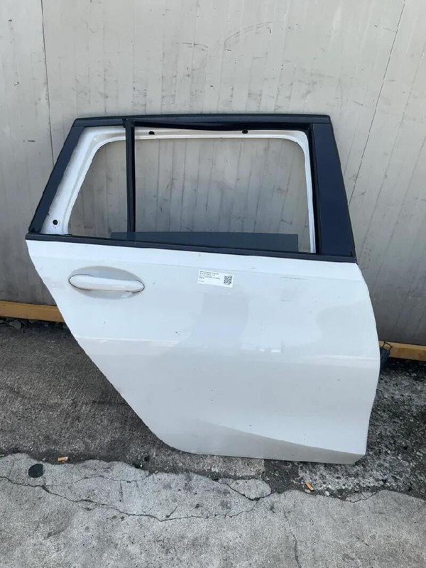 41517482282 PORTA POSTERIORE DESTRO BMW SERIE 3 (G21) 320D (140KW) SW