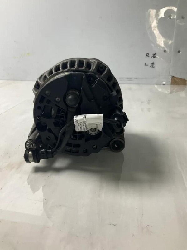 03L903023 ALTERNATORE VOLKSWAGEN TOURAN (1T) (08/10>) 1.6 TDI MNV 5P/D/1598CC