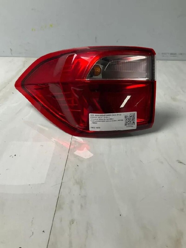 1887536 FANALE POSTERIORE PARTE ESTERNO SINISTRO FORD ECOSPORT (01/14>12/18<)