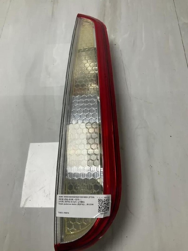 1520762 FANALE POSTERIORE DESTRO FORD FOCUS (CB4) (01/08>12/11<) 2.0 GPL 2008
