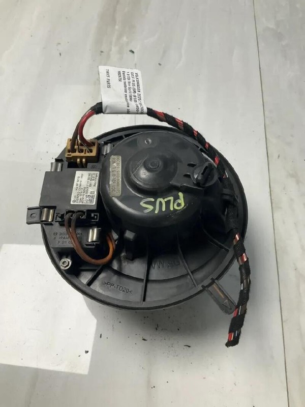 VENTOLA MOTORINO VENTILAZIONE ABITACOLO VOLKSWAGEN GOLF PLUS (5M) (01/05>04/09<)