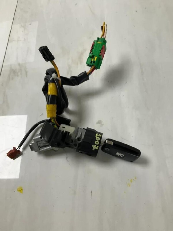 BLOCCHETTO ACCENSIONE PEUGEOT 1007 (04/05>06/10<) 1.4 HDI BER. 9652781780