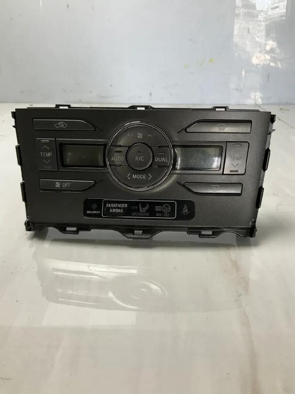 55900-02220-b BLOCCO COMANDO CLIMATIZZAZIONE DESTRO TOYOTA AURIS (01/07>) 1.6