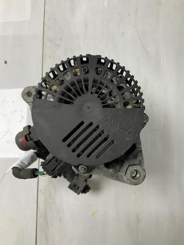 2706037010 ALTERNATORE TOYOTA AURIS (01/07>) 1.6 16V M-MT (JPP) 27060-0t010