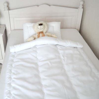 Decke Sommerbett Leichtedecke für Baby Kinder Wellensteppung 100x135cm nur Decke