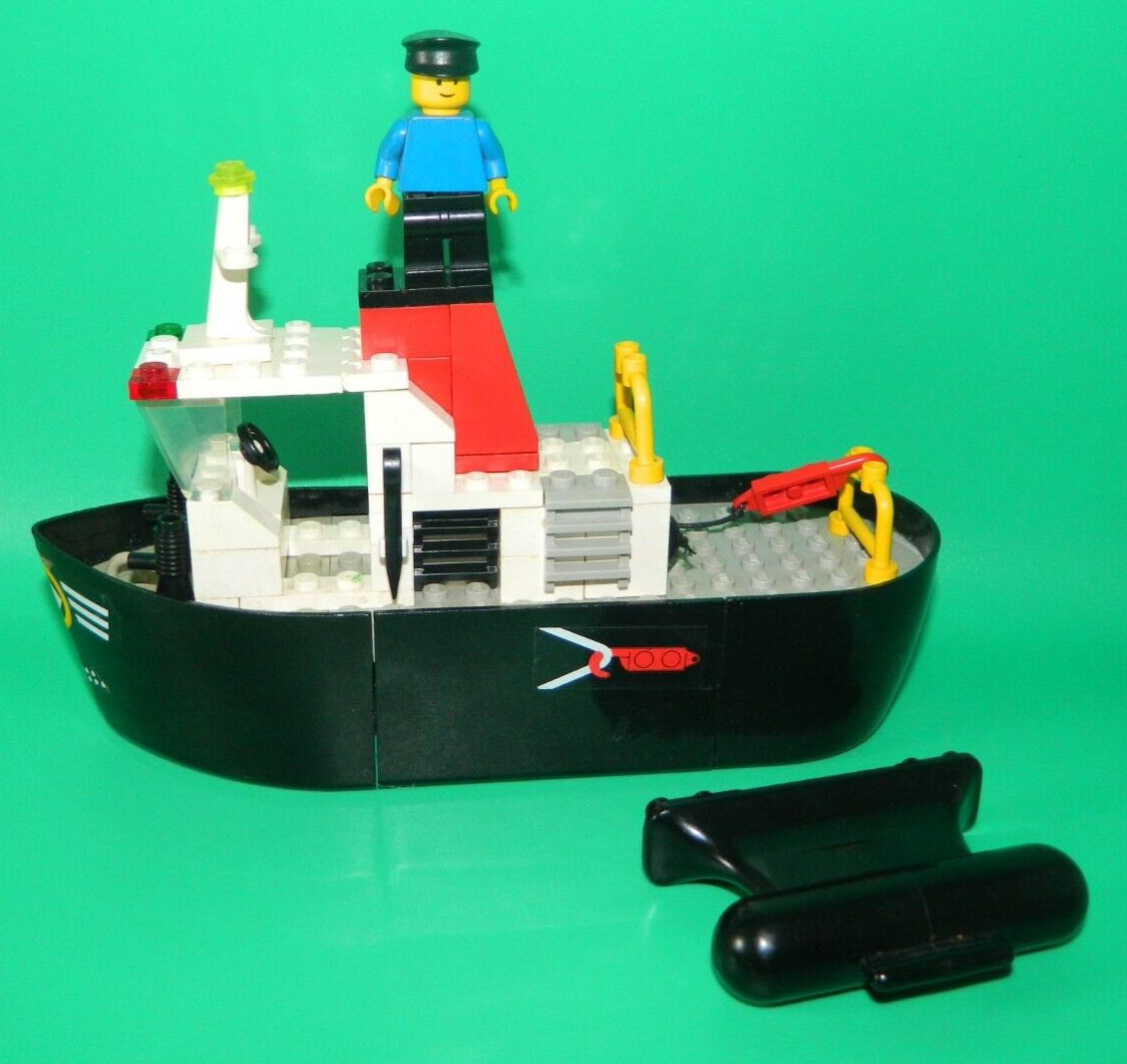 Lego tugboat 4005 sales