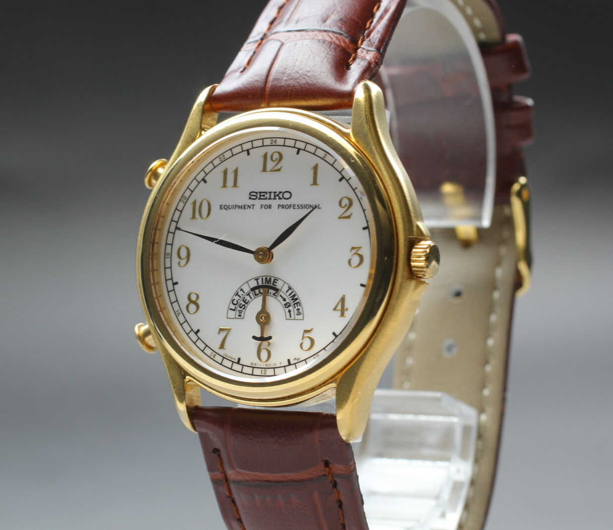 SEIKO セイコー クォーツ EQUIPMENT FOR PROFESSIONAL QUARTZ