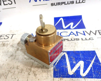 Superior Interlock S105810Y Brass Keyed Switch wit key