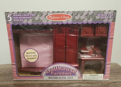 melissa & doug solid wood table and 2 chairs set