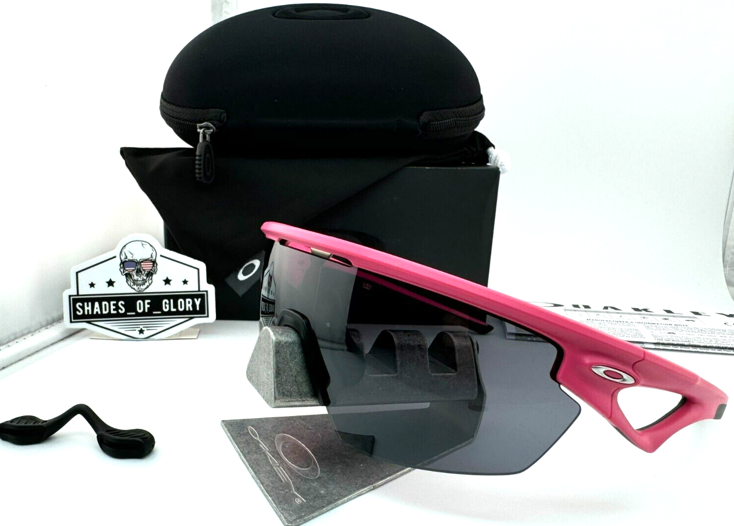 Pre-owned Oakley Sphaera Matte Neon Pink W/ Prizm Black Sunglasses Oo9403-10 Authentic