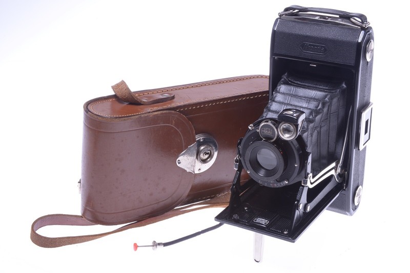 ✓ ZEISS IKONTA D 6.5X11CM 520/15 ROLL FILM 616 CAMERA *WORKS