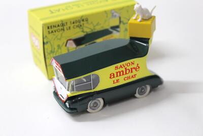 1:43 NOREV Printhead Renault 3086.5lbs Savon Le Chat Green/Yellow