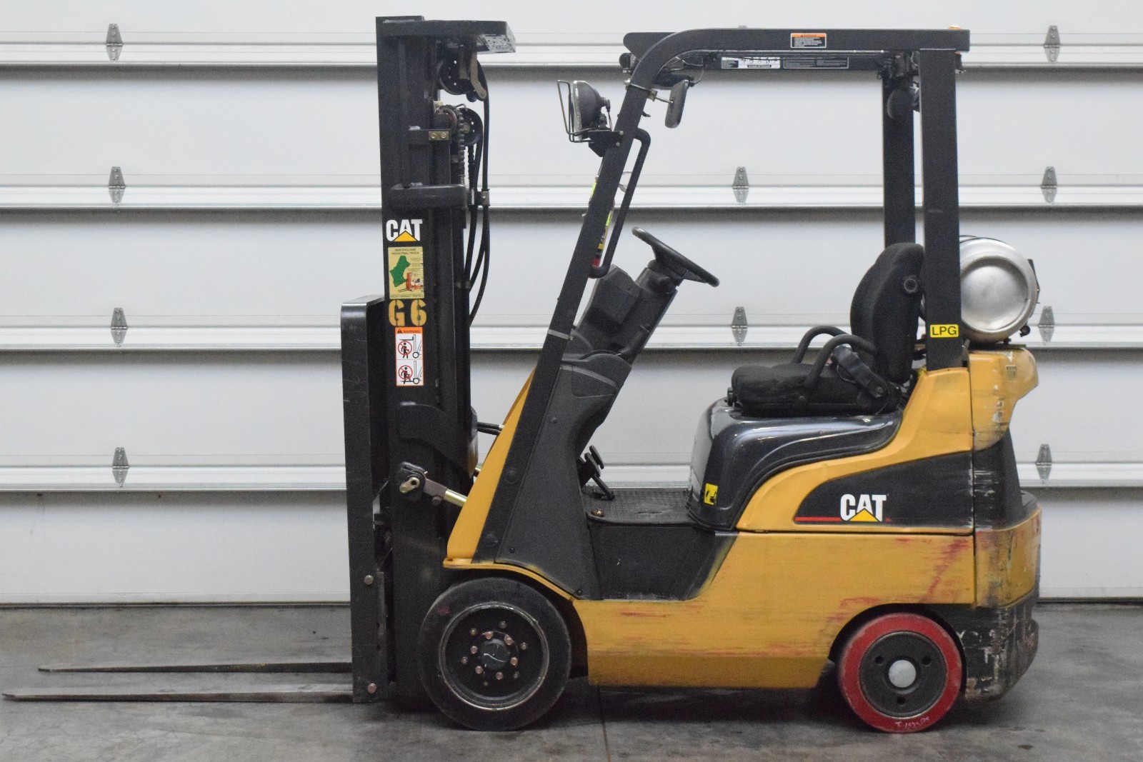 CATERPILLAR C3000 COMPACT LPG FORKTRUCK FORKLIFT FORK LIFT/TRUCK SIDESHIFTER