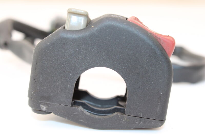 24-25 ZX6R 636 RIGHT CONTROL SWITCH SIDE CLIP ON CLIPON 24-25 ZX6R 636 RIGHT CONTROL SWITCH SIDE CLIP ON CLIPON