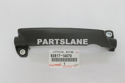 ニブラ　17 18号 82817-1A070 Toyota Genuine OEM Protector Wiring Harness No.1