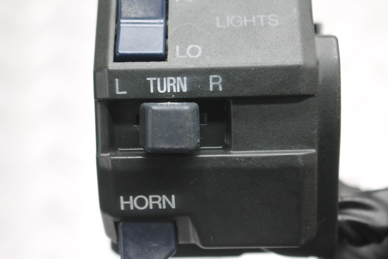 1992 KAWASAKI NINJA ZX11 ZX1100C LEFT CLIP ON HANDLE HORN SIGNALS