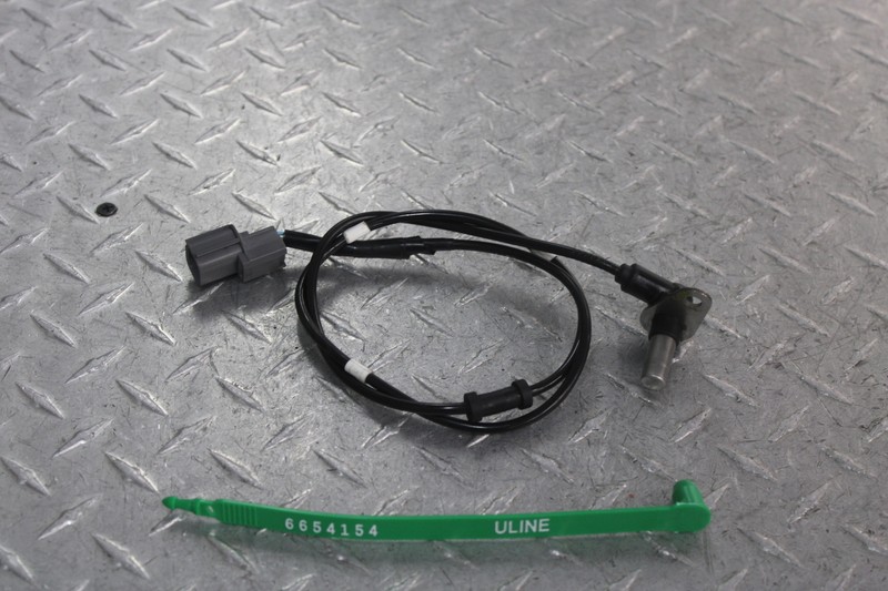 ぴーすけ Needles official website | NEWS |〈NEEDLES〉x〈REEBOK