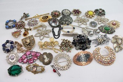 500g Bulk Brooches Stone Set Enamel Mixed Tones Statement Rhinestones Floral