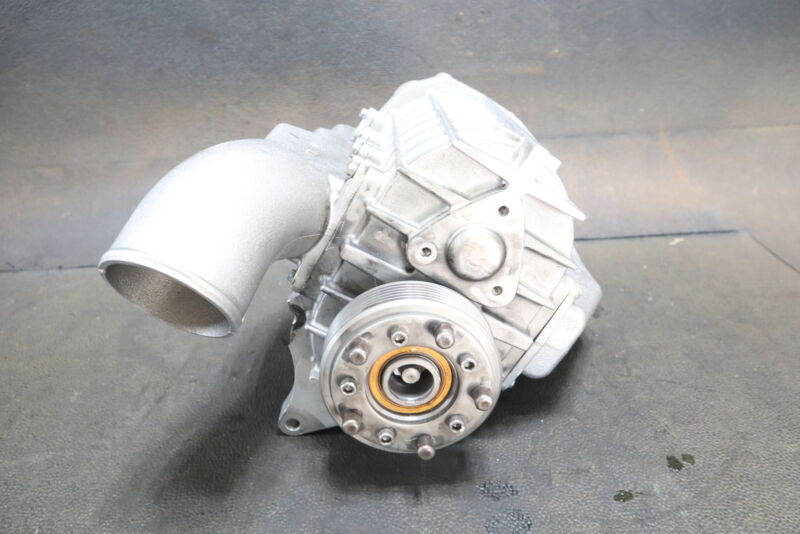 2010 KAWASAKI JET SKI ULTRA 260 LX JT1500 SUPERCHARGER 15051 2010 KAWASAKI JET SKI ULTRA 260 LX JT1500 SUPERCHARGER 15051