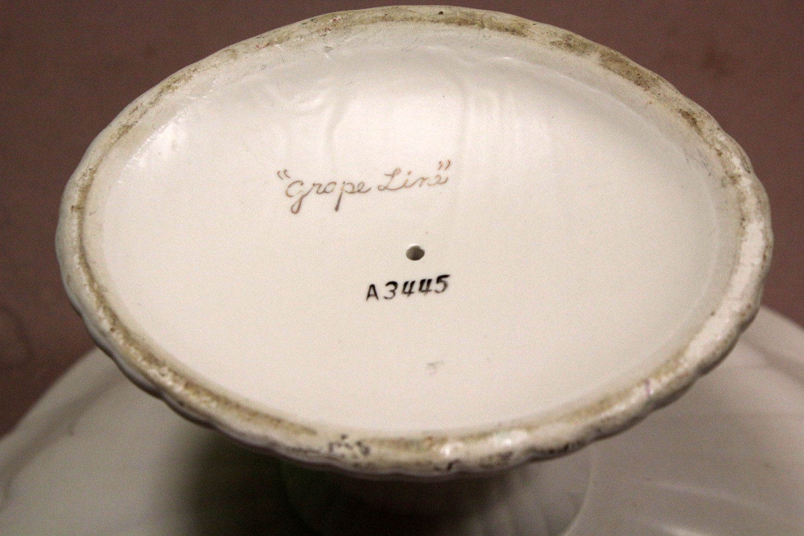 Vintage Ceramic Soap Dish Compote Grapeline #A3445