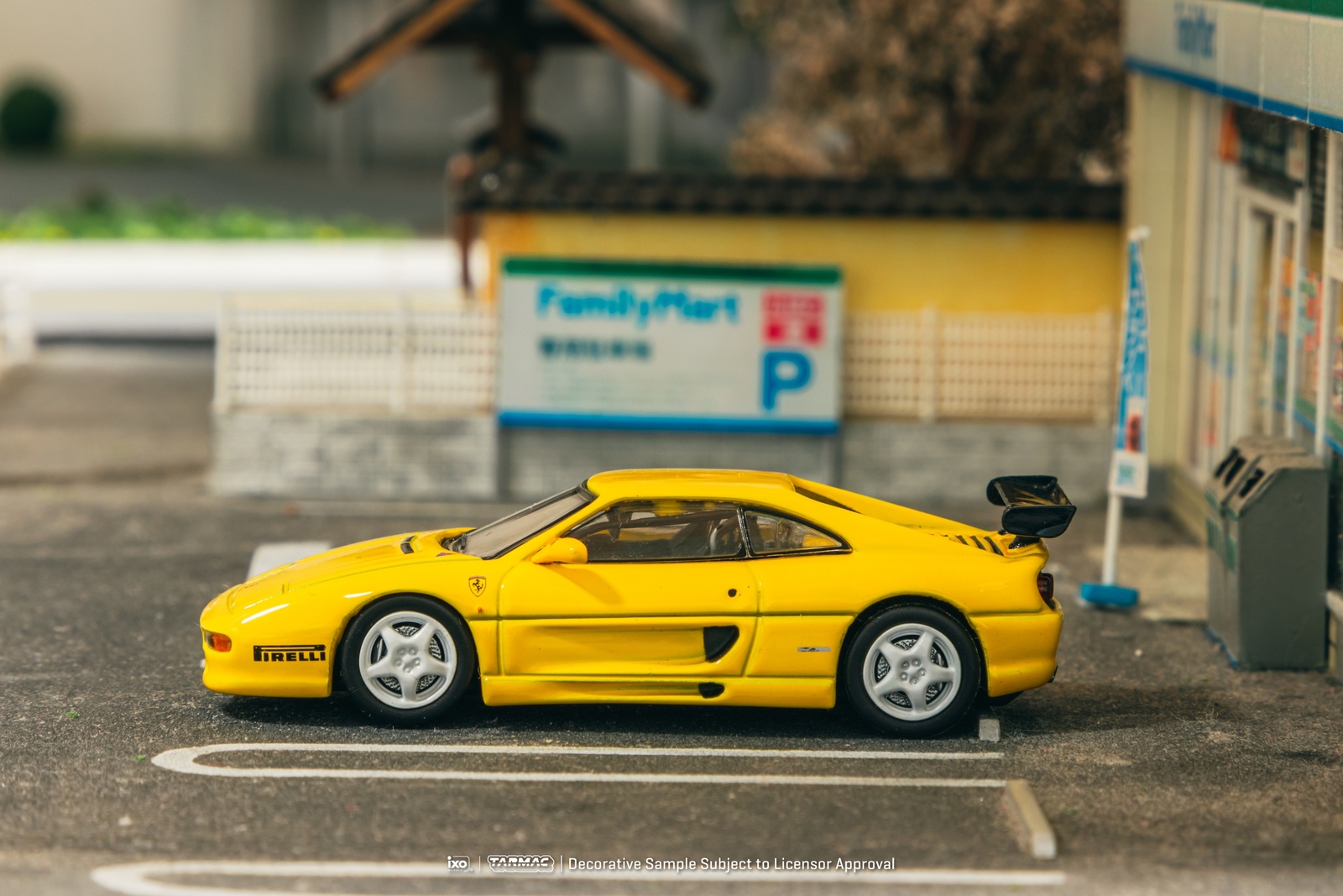 Ferrari F355 Challenge 1995 ミニカー 1:18 Ferrari F355 Challenge - 1995 - Red - SDmodelcartuning.com