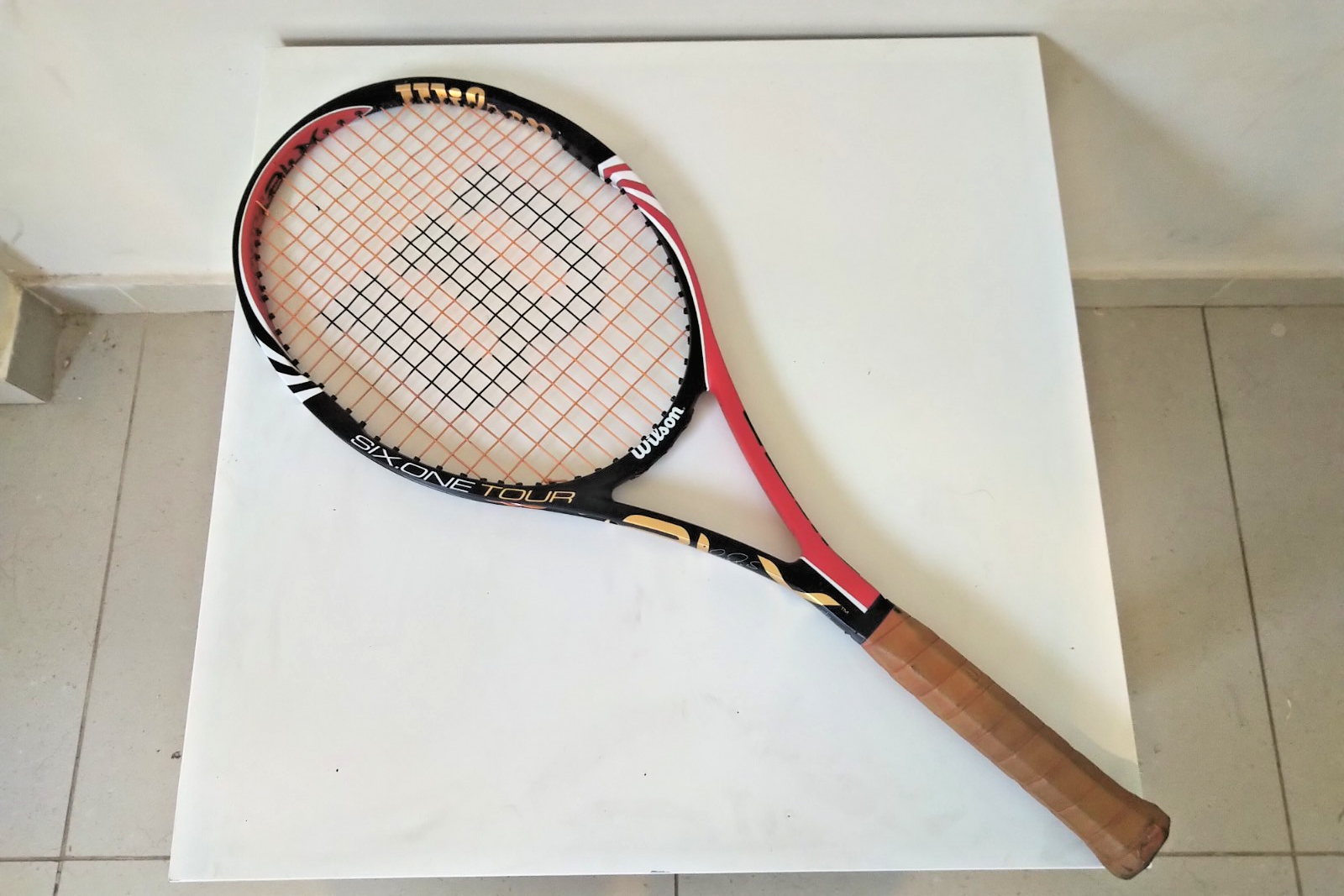 Wilson Six.One Tour BLX 90 4 3/8 16x19 Roger Federer 339 gr