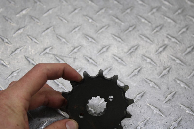 2017 HONDA CBR300R FRONT SPROCKET 23801-KYJ-901 14T | eBay