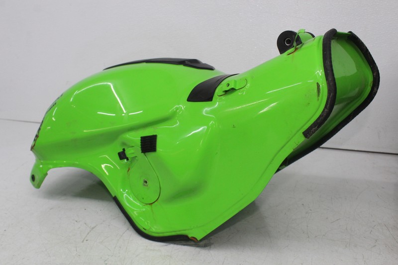 ガスタンク チラシ 21-24 KAWASAKI NINJA ZX10R GAS TANK FUEL CELL PETROL