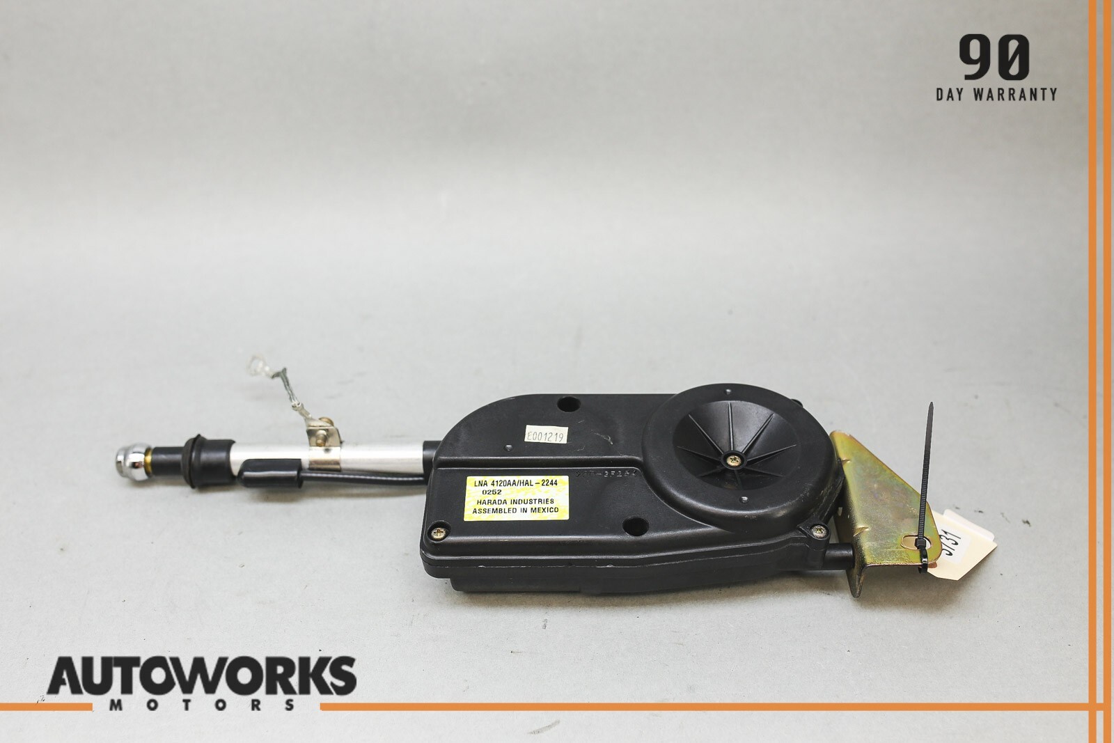 EH アンテナ 98-03 Jaguar XJ8 X308 Trunk Boot Power Extending Radio