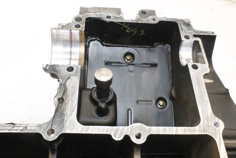 06-07 ZX10R ENGINE MOTOR CRANK CASE BLOCK UPPER LOWER CASES 06-07 ZX10R ENGINE MOTOR CRANK CASE BLOCK UPPER LOWER CASES