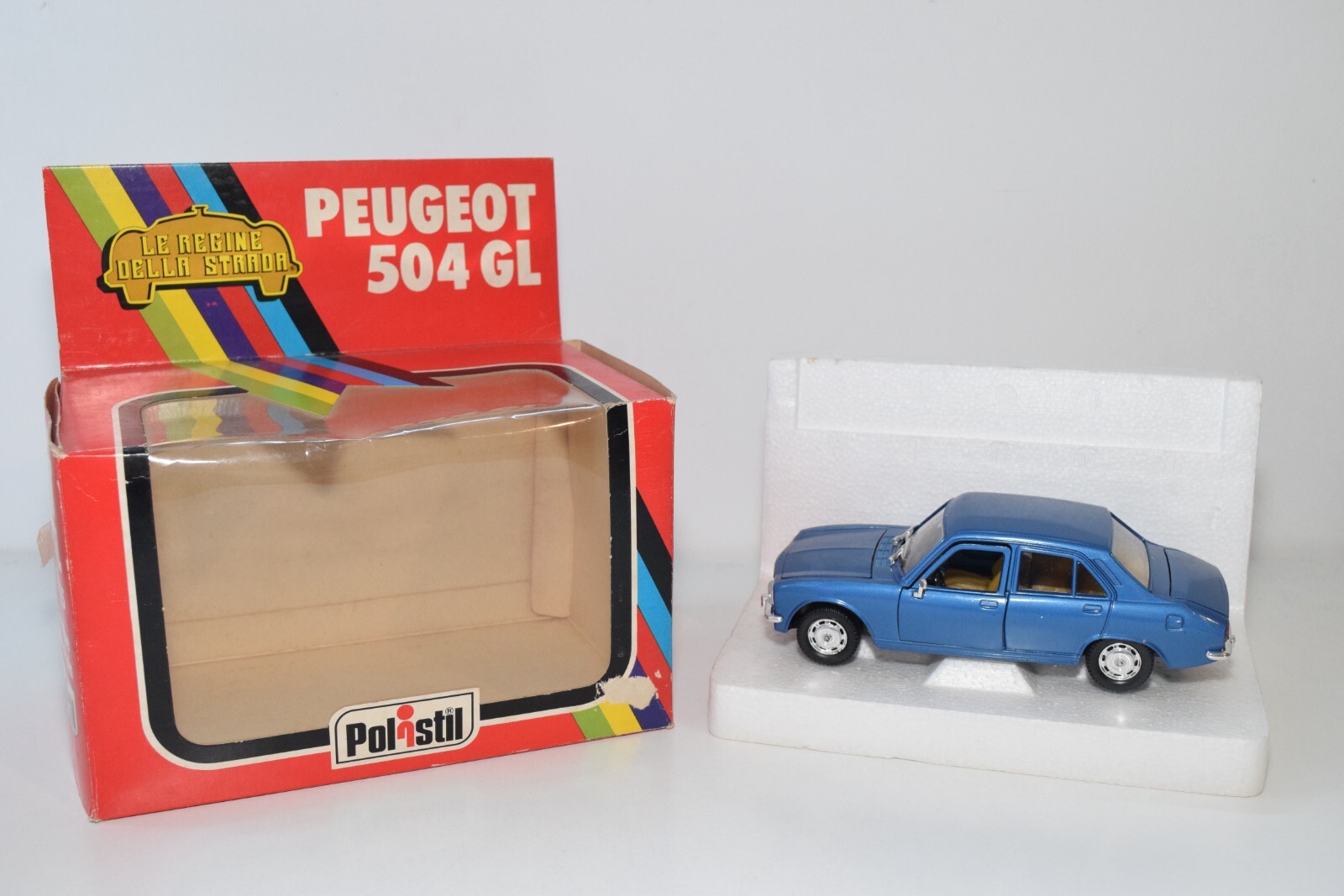 Dinky Peugeot 504 ミニカー Dinky Peugeot 504 ミニカー Vintage Dinky Toys Peugeot 504