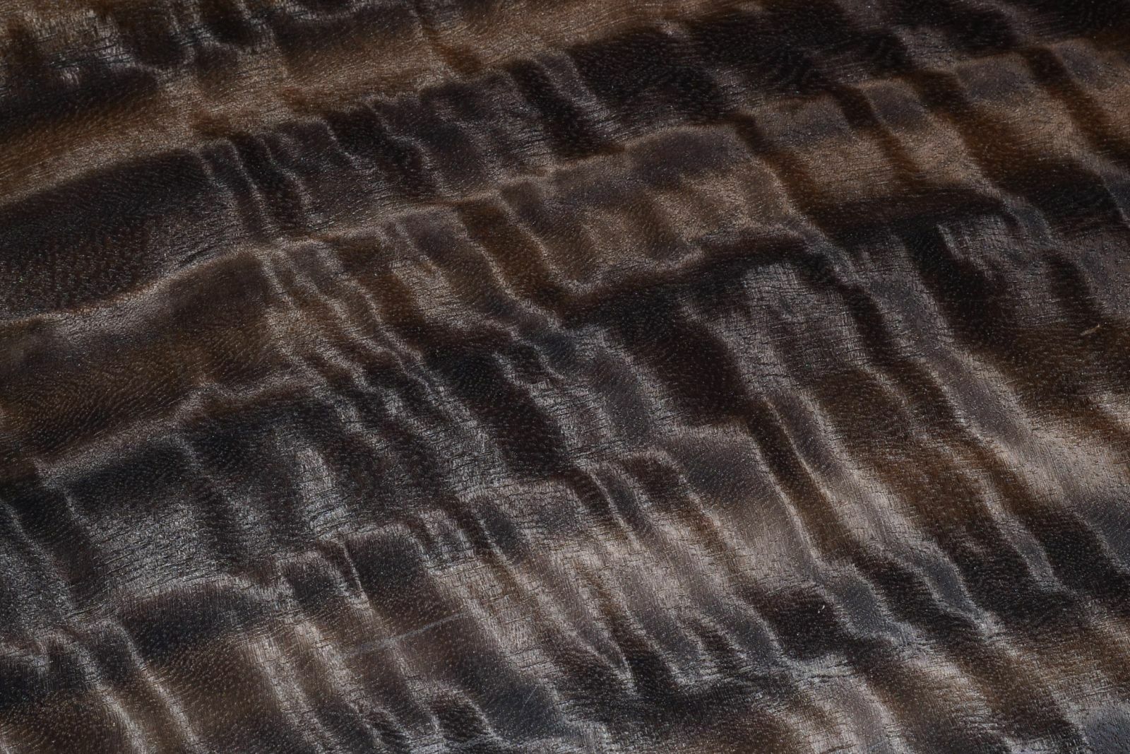 Fumed Eucalyptus Raw Wood Veneer 8 x 37 inches            F8636-31